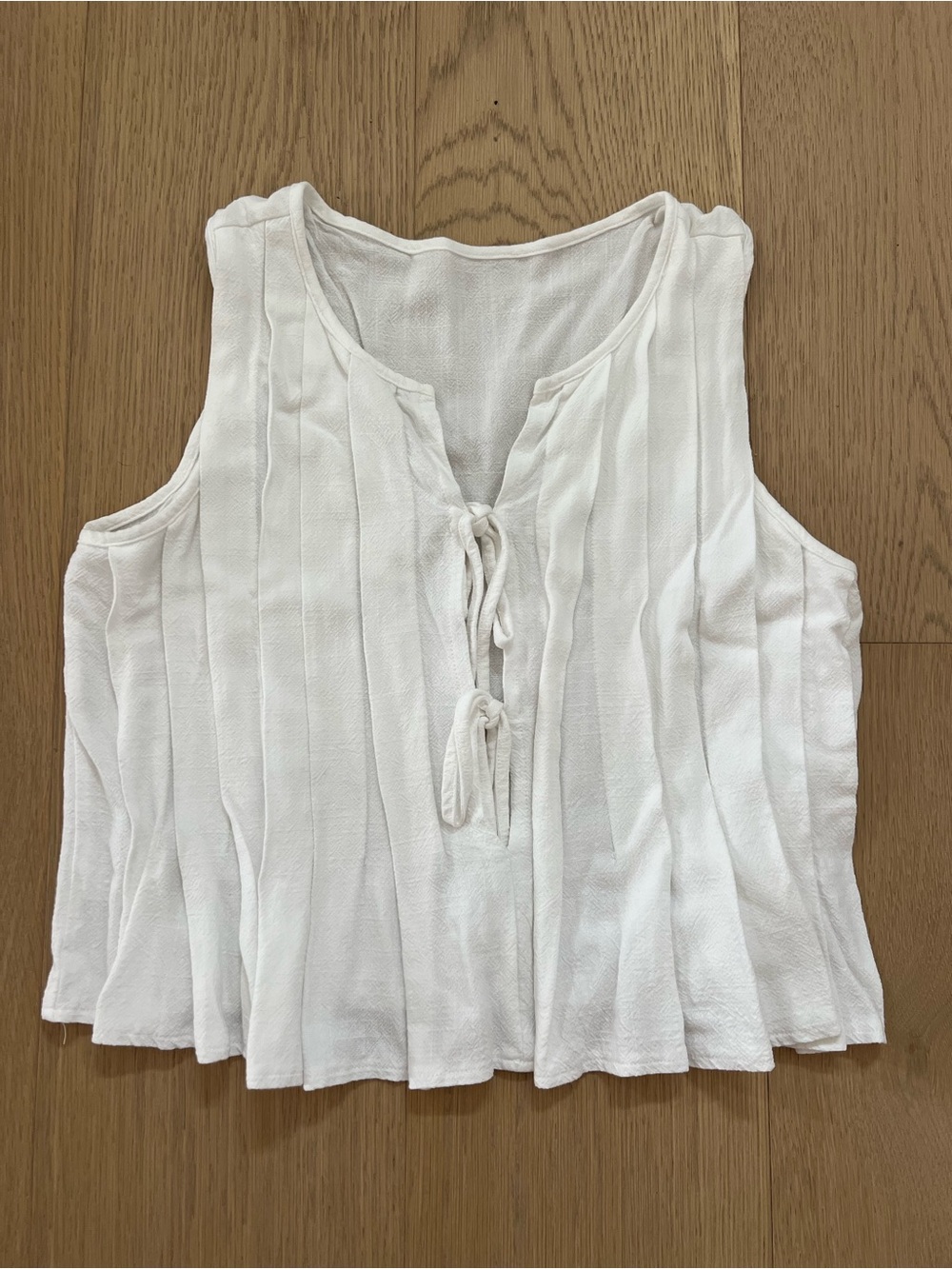 White Sleeveless Tie-Front Pleated Top